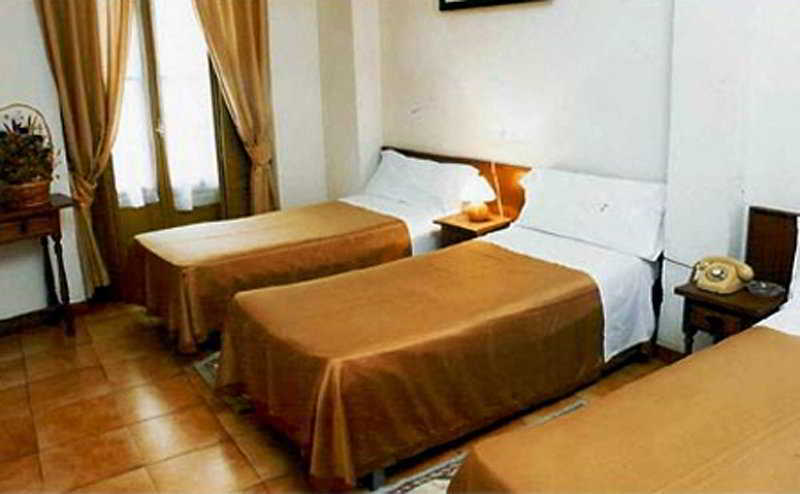 Nuria Hostal Madrid Kültér fotó